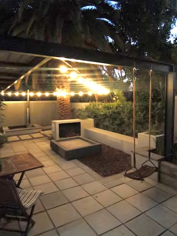 Vygeboom villa -apartment in Durbanville gallery image 2