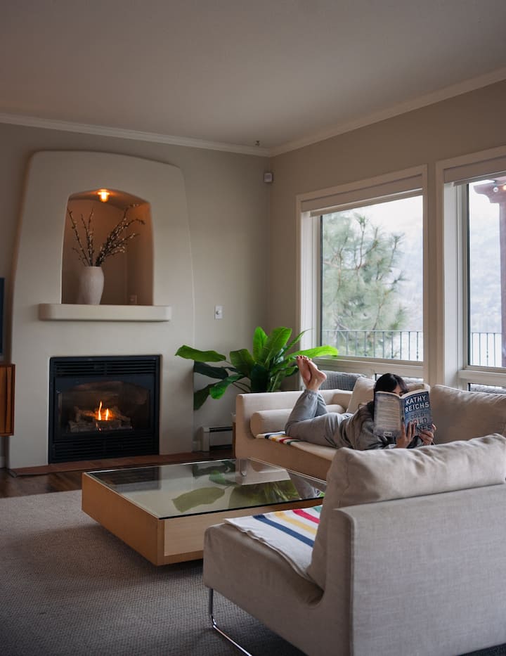 Spanish Mid Century Villa On Skaha+ Sauna - Okanagan Falls