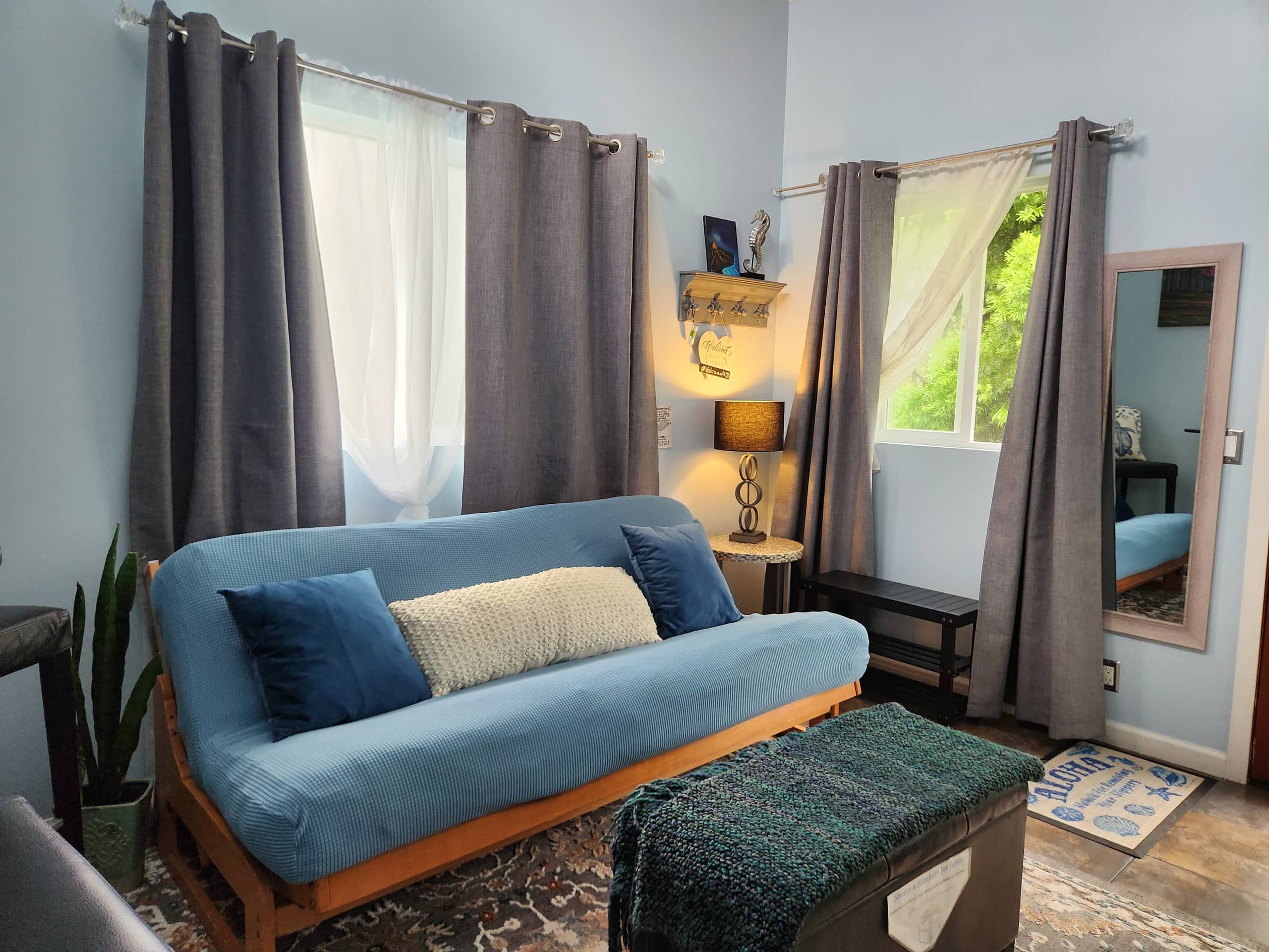 Volcano Rainforest Retreat with Private Hot Tub - Image 2