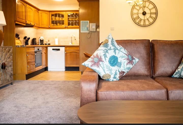 Loch Rannoch Highland Club, Red Squirrel Lodge 8 - 肯莫爾