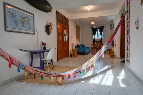Popular Airbnb listing: 1 King Bed + 2 Queen • Starlink • 1 Min Beach in Brisas De Zicatela