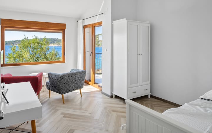 საძინებელი 4