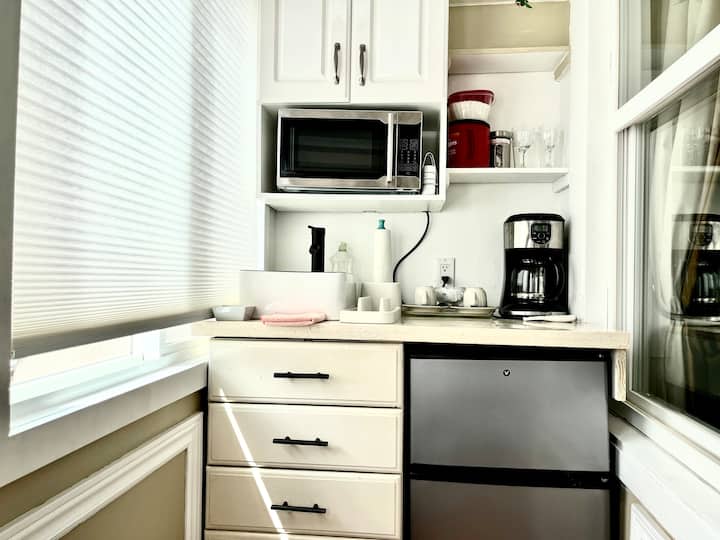 Barker House 2# Unit(maple)-heart Of Oldtown - Niagara-on-the-Lake