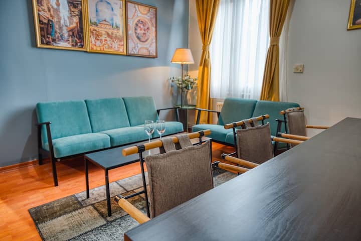 Spacious 4br Apartment For Families&groups|central - Northern Cyprus