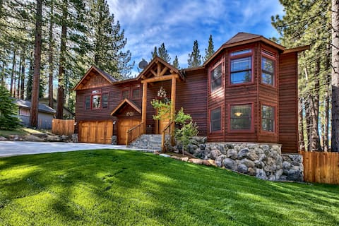 Blackfoot Luxury Retreat - Hot Tub, Pool Table,