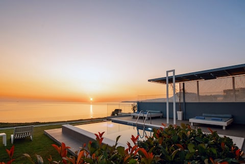 Blue Green Luxury Villa sea view eco pool & jetspa