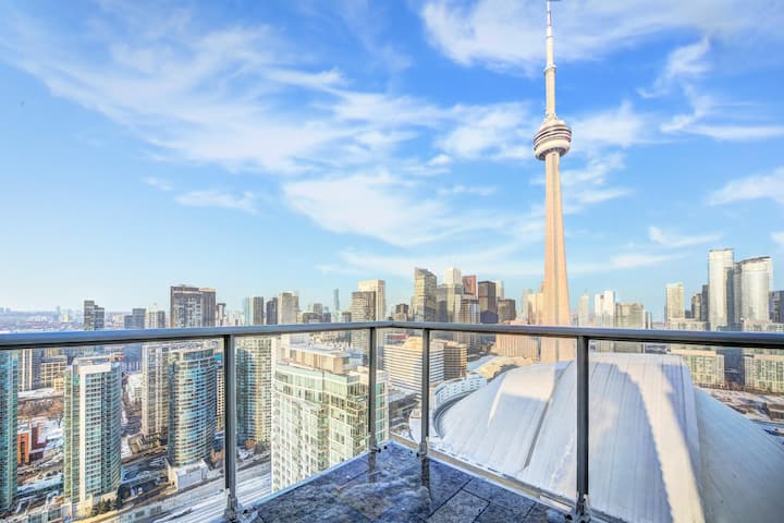 Luxury Penthouse W Breathtaking Cn Tower Views! - Toronto