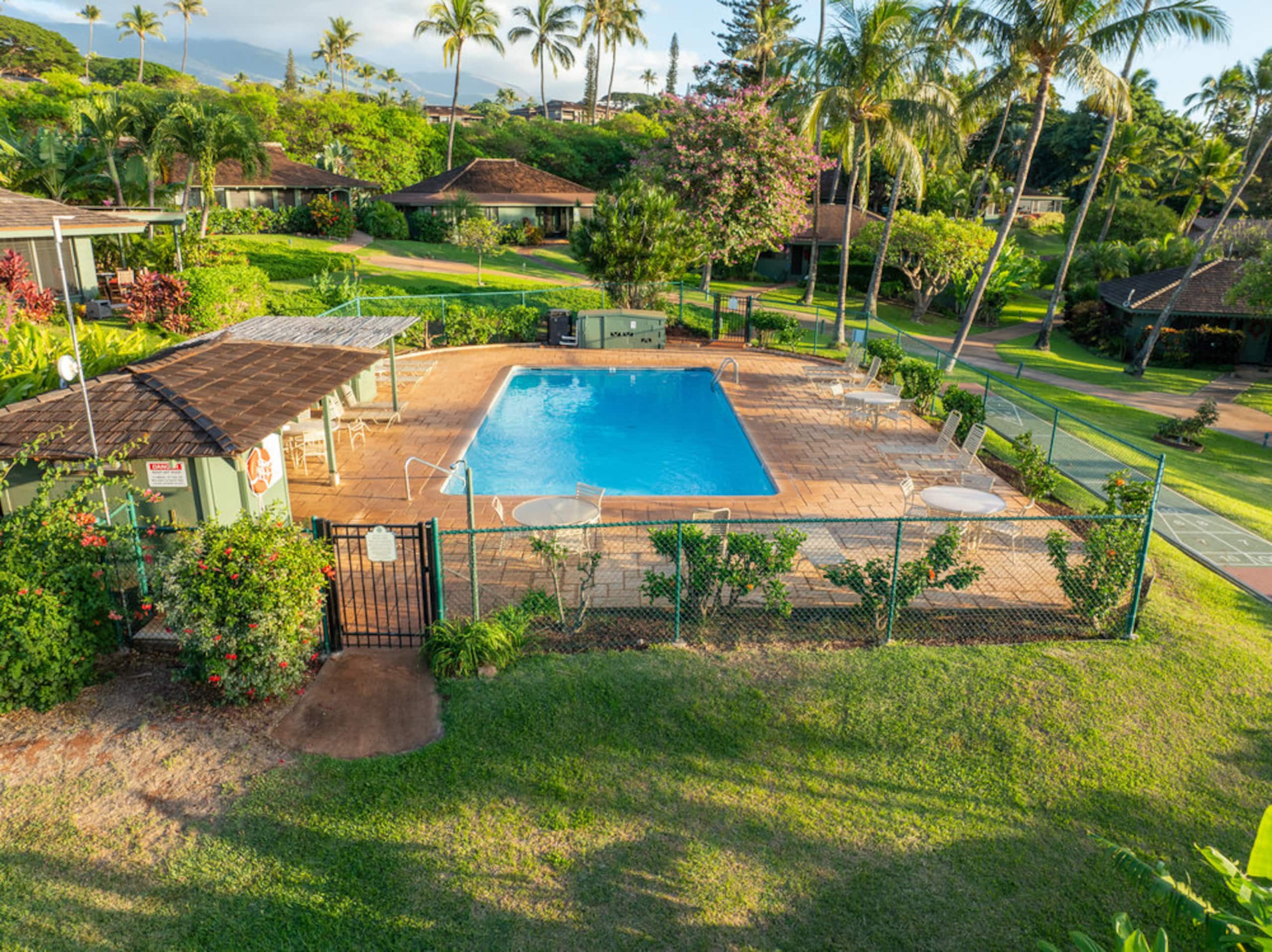 CLASSIC HAWAIIAN COTTAGE - Image 24