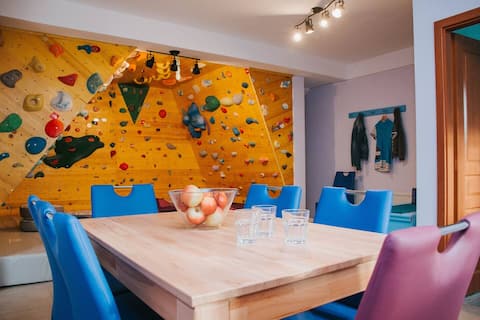Top performing Airbnb: Apartment Kapitan with climbing wall in Kobarid