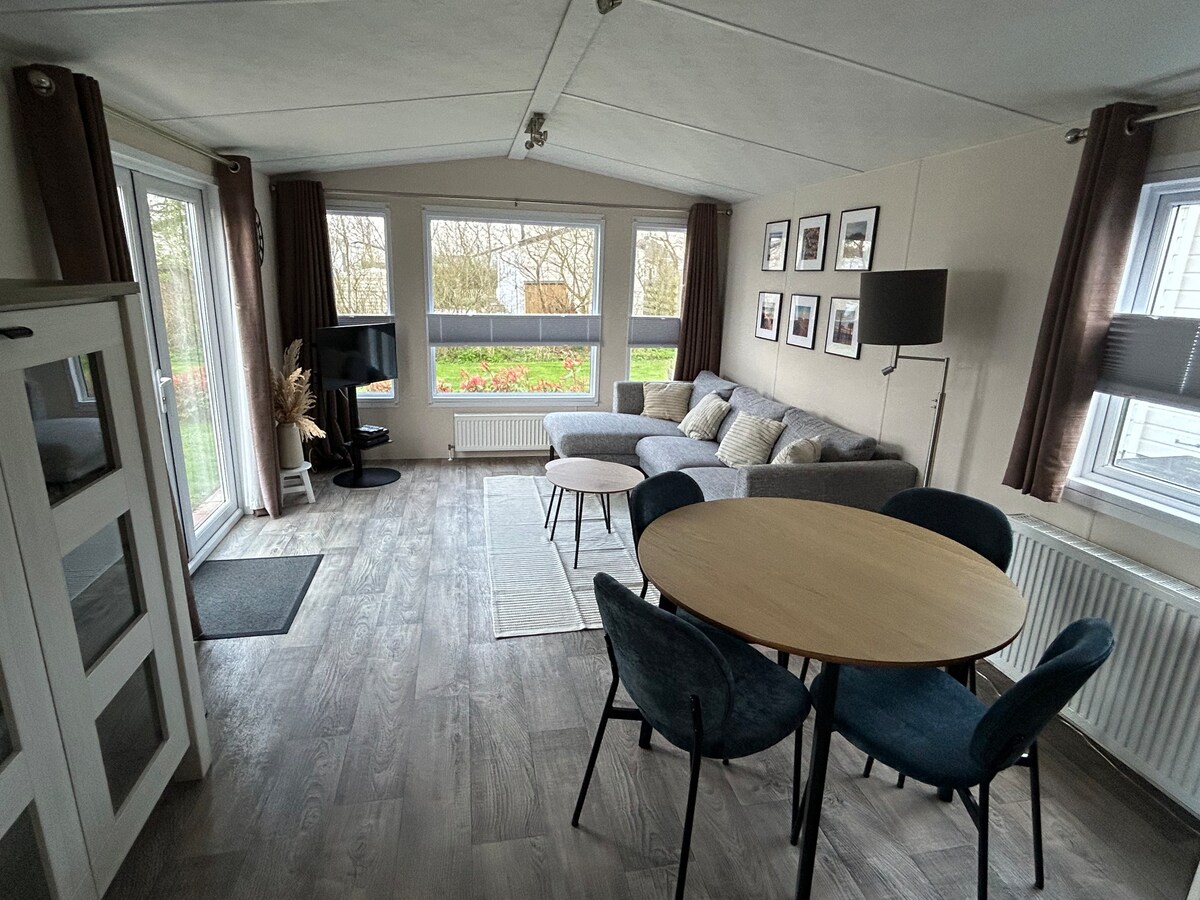 Top performing Airbnb: Beach Chalet Quiet in Nolmerban