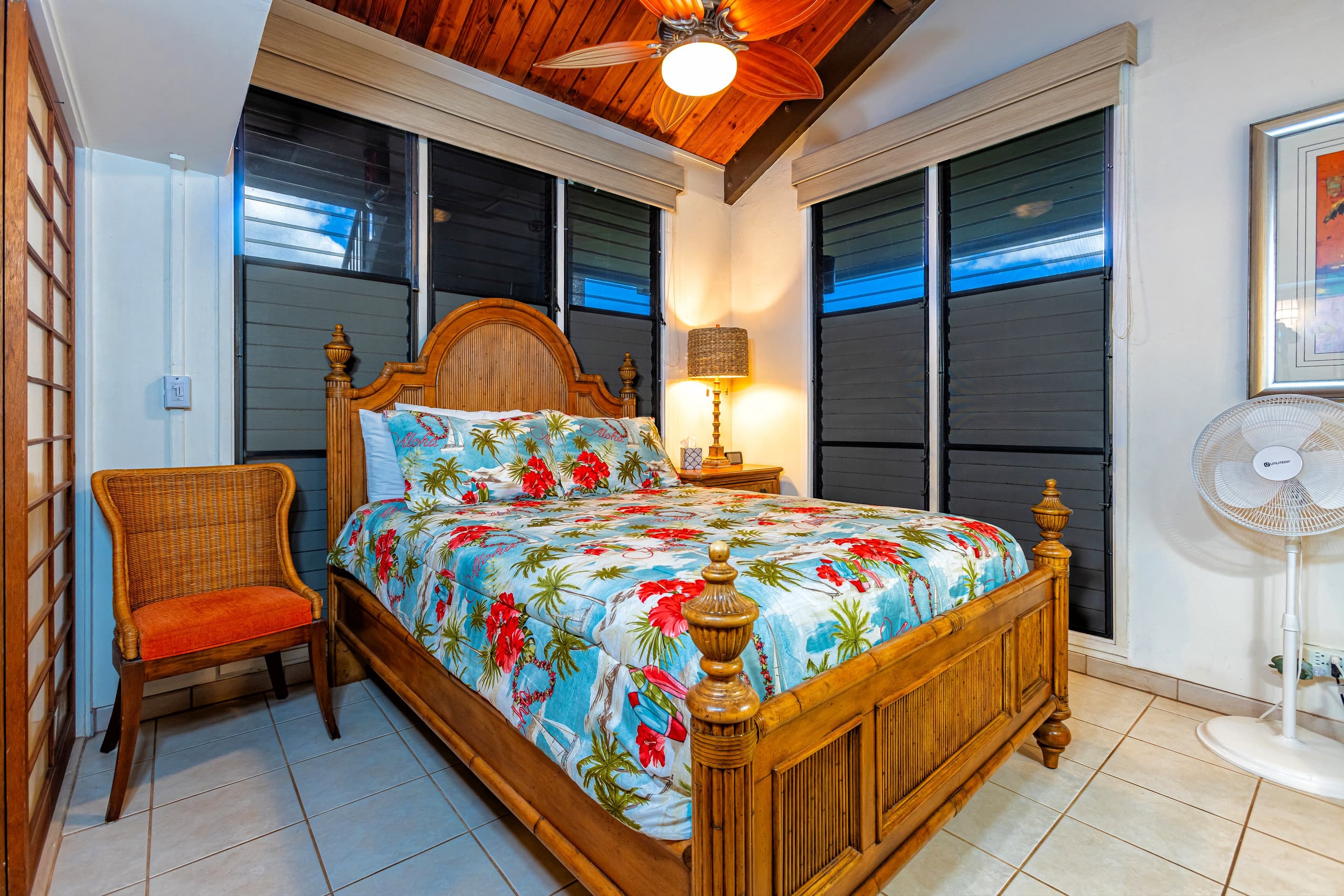 Condo in Lahaina · ★4.67 · 2 bedrooms · 3 beds · 2 baths - Image 17