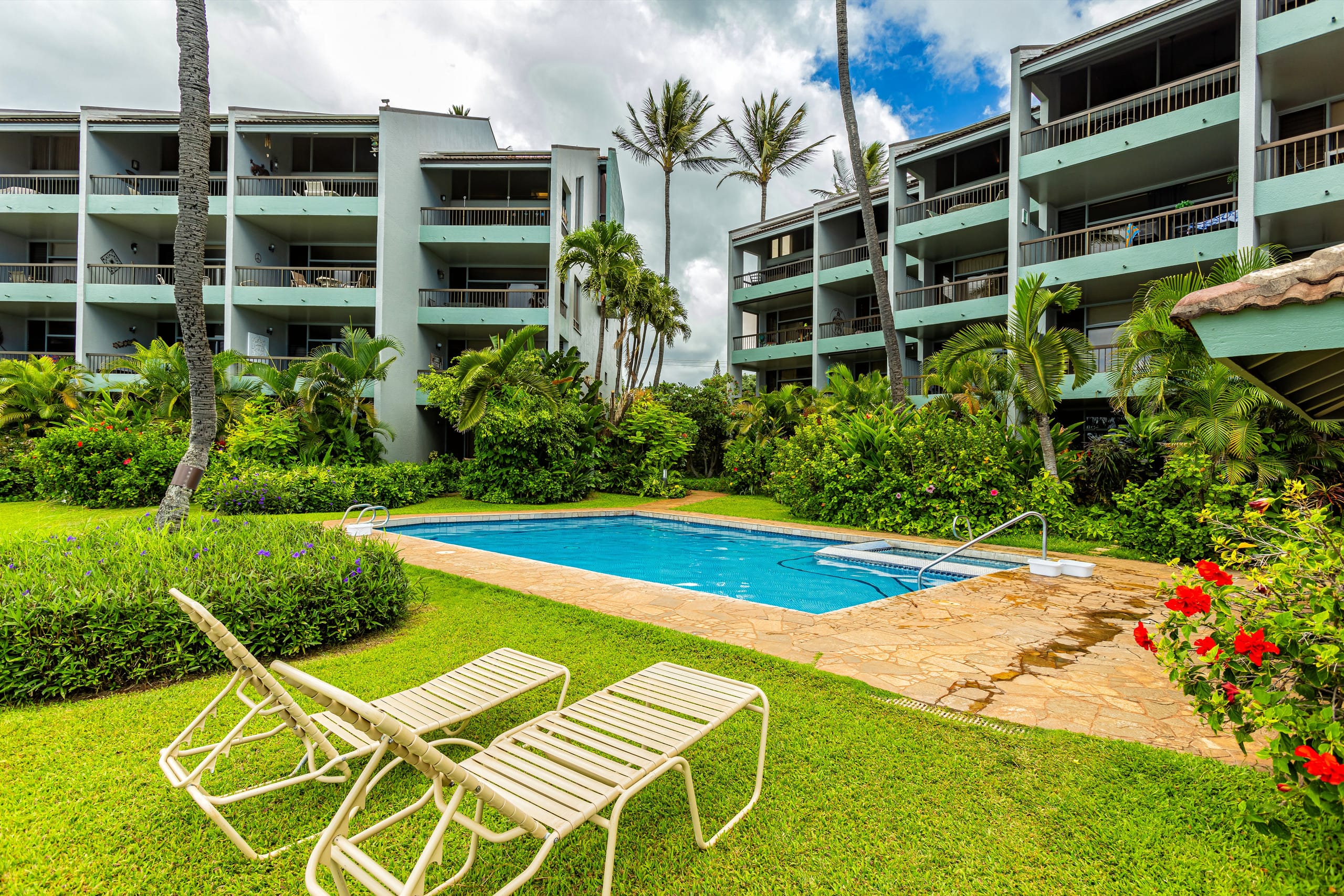 Condo in Lahaina · ★4.67 · 2 bedrooms · 3 beds · 2 baths - Image 31