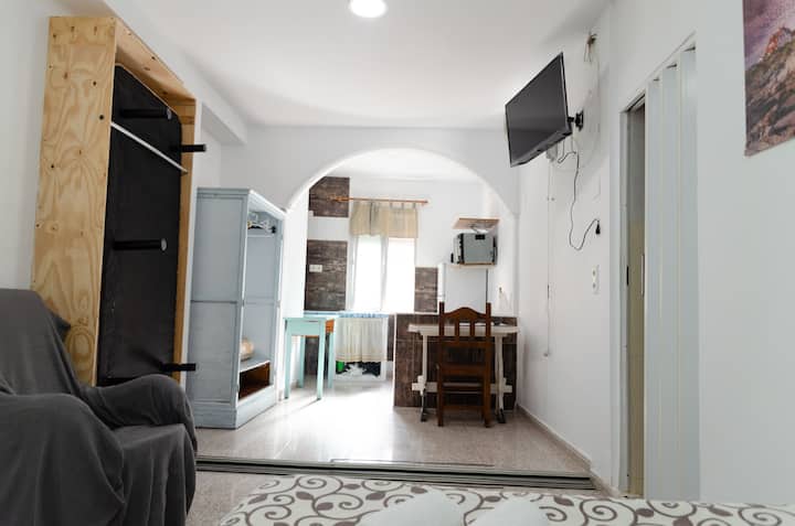 Hospedaje Lisboa Algeciras P / Ca / 00214 & A / Ca / 00232 - Studio Double Cuisine Twin .. Salle De Bain Privée - Séjour Minimum 4 Nuits - Algeciras