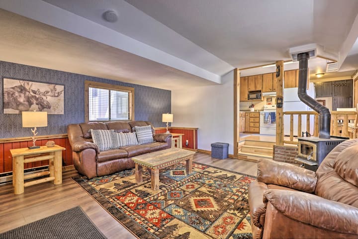 Fireplace, Deck & Mtn Views: Grand Lake Home! - Grand Lake, CO