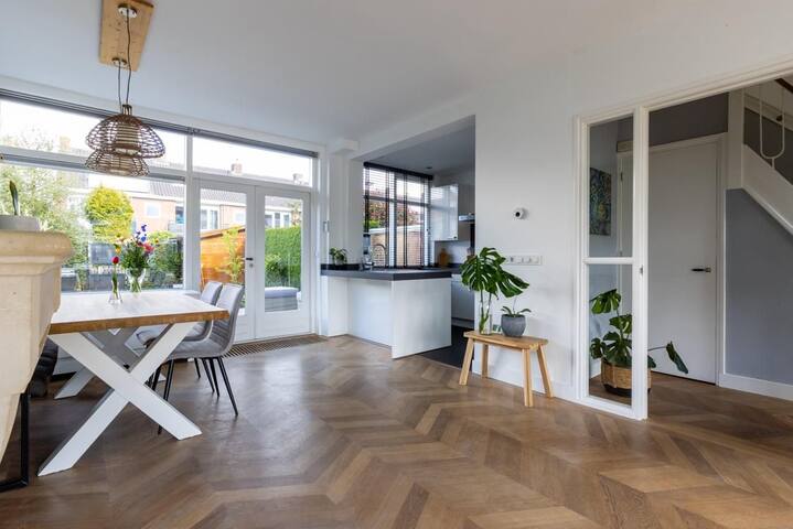 Cozy family house in Rotterdam gallery image 3