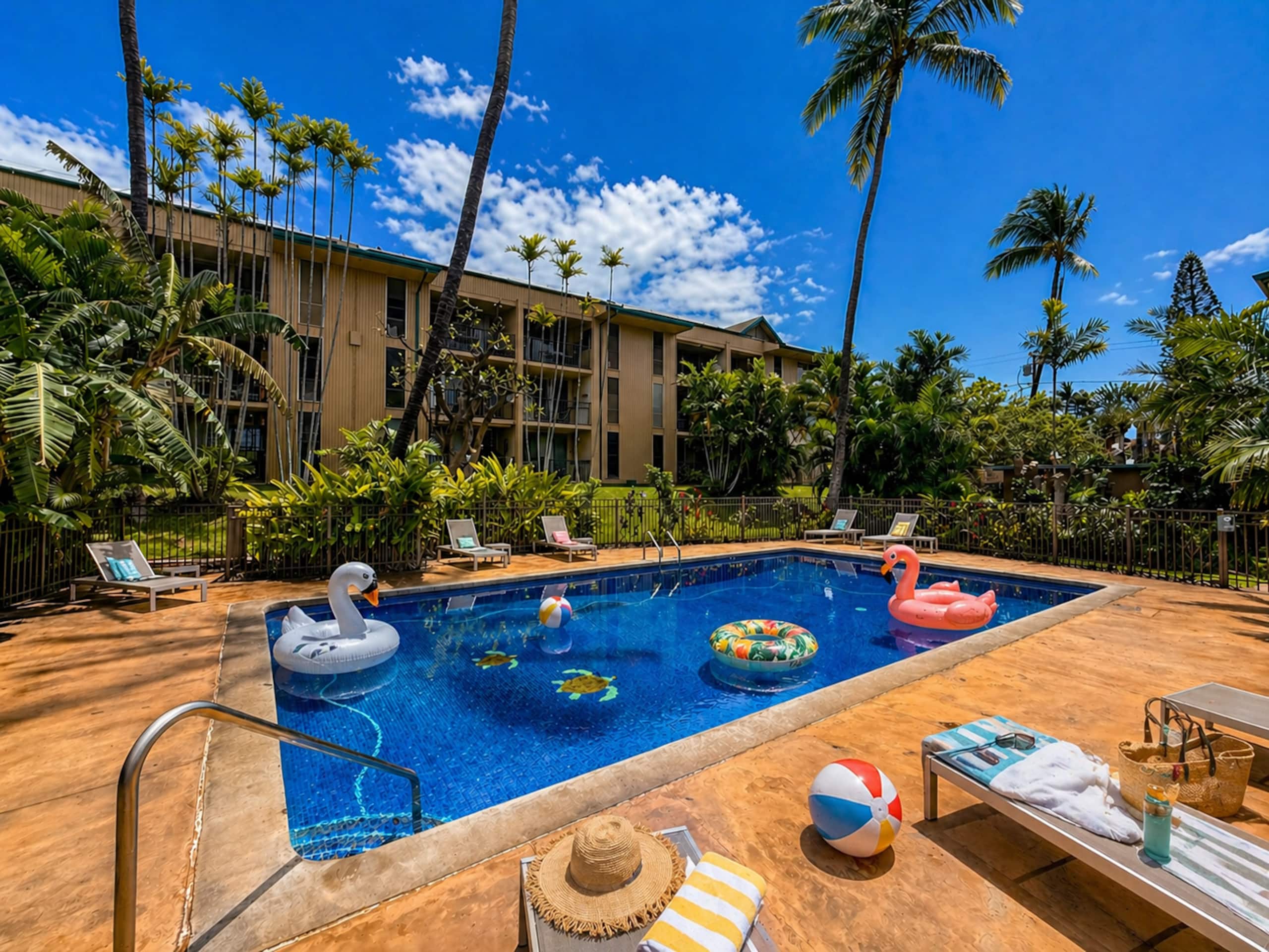 Condo in Kihei · ★4.8 · 1 bedroom · 2 beds · 1 private bath - Image 14