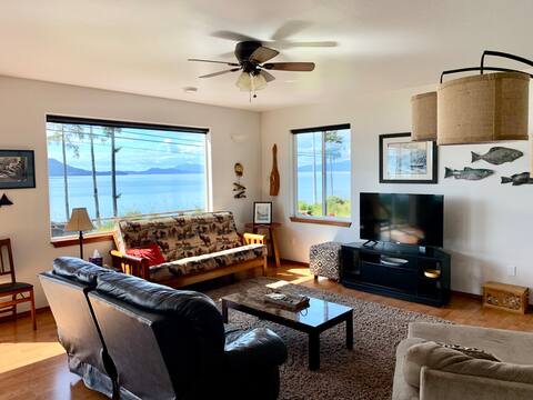 Private, Spacious 2 bd 1.5 ba home w/ Ocean View