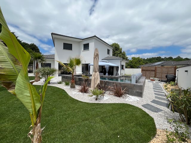 Idéal famille, Activités, Piscine chauffée, Clim.