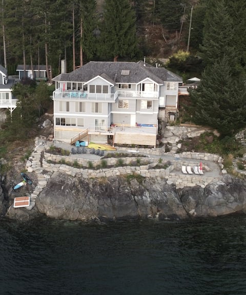 Madeira Park Beach House