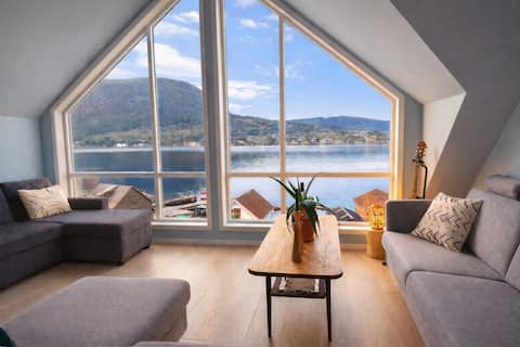 Fjord Retreat w/ Swim Spa near Preikestolen
