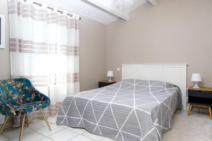 غرفة النوم 1