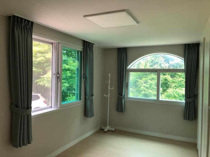 غرفة النوم 1