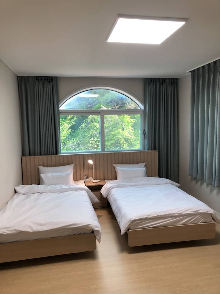 سريران فرديان للغاية