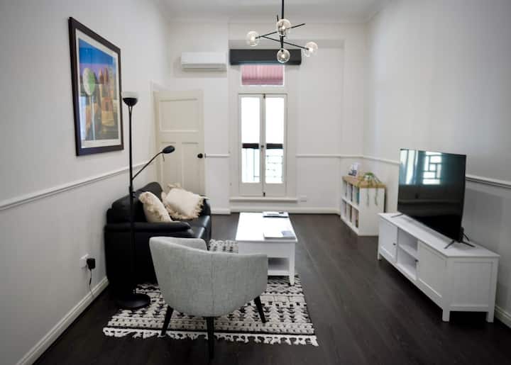 Spacious, Central, Adelaide Cbd, Privacy - Walkerville
