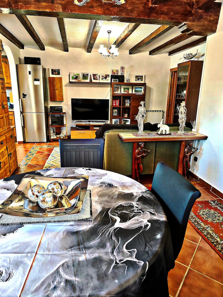Campo Cerca De Madrid – Kids & Pets Welcome - Galápagos