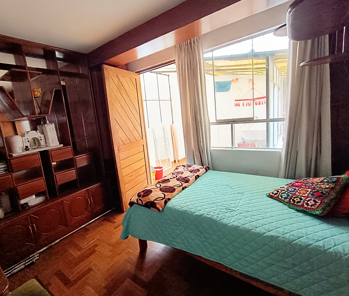 საძინებელი 2