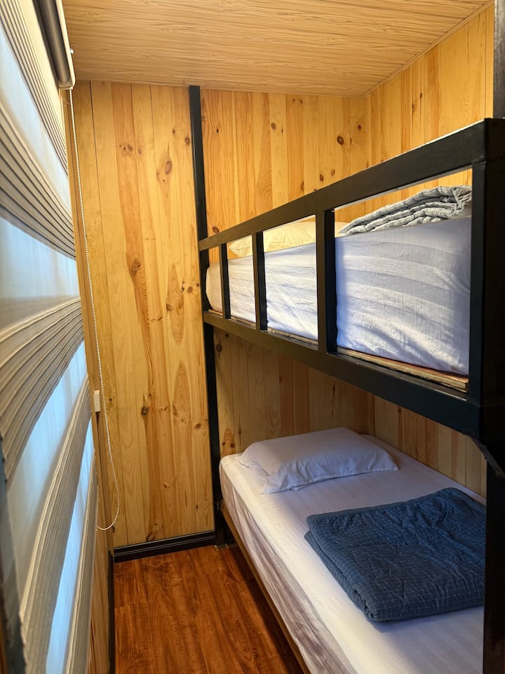 საძინებელი 1