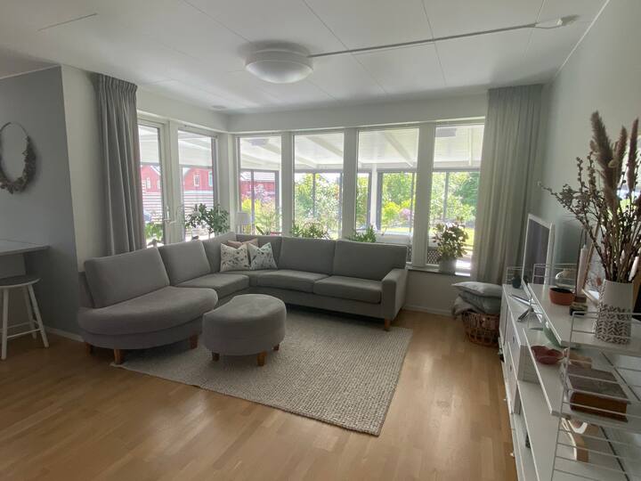 Trevligt Parhus I Lugnt Familjevänligt Område - Landvetter