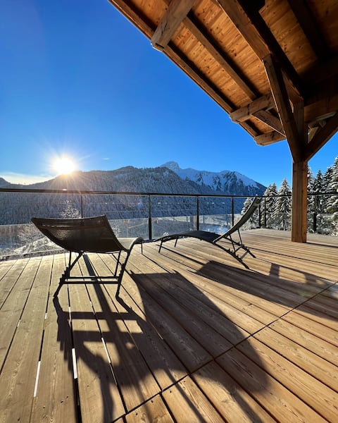 Chalet Familial Spacious Le Whymper SPA 5* Châtel