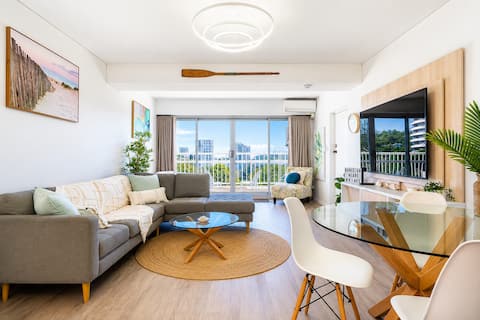 Burleigh Headland Retreat | Balcony & Views