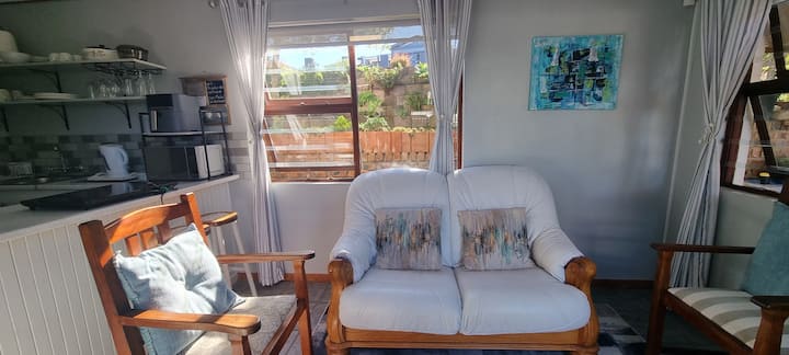 Stayawile - Cozy Apartment - Mossel Bay
