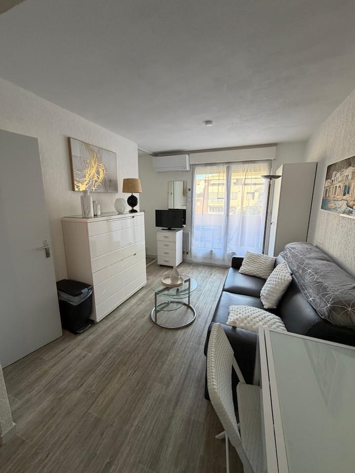Appt Terrasse S/ Jardin, 100m  Plage, Garage Fermé - Sainte-Maxime