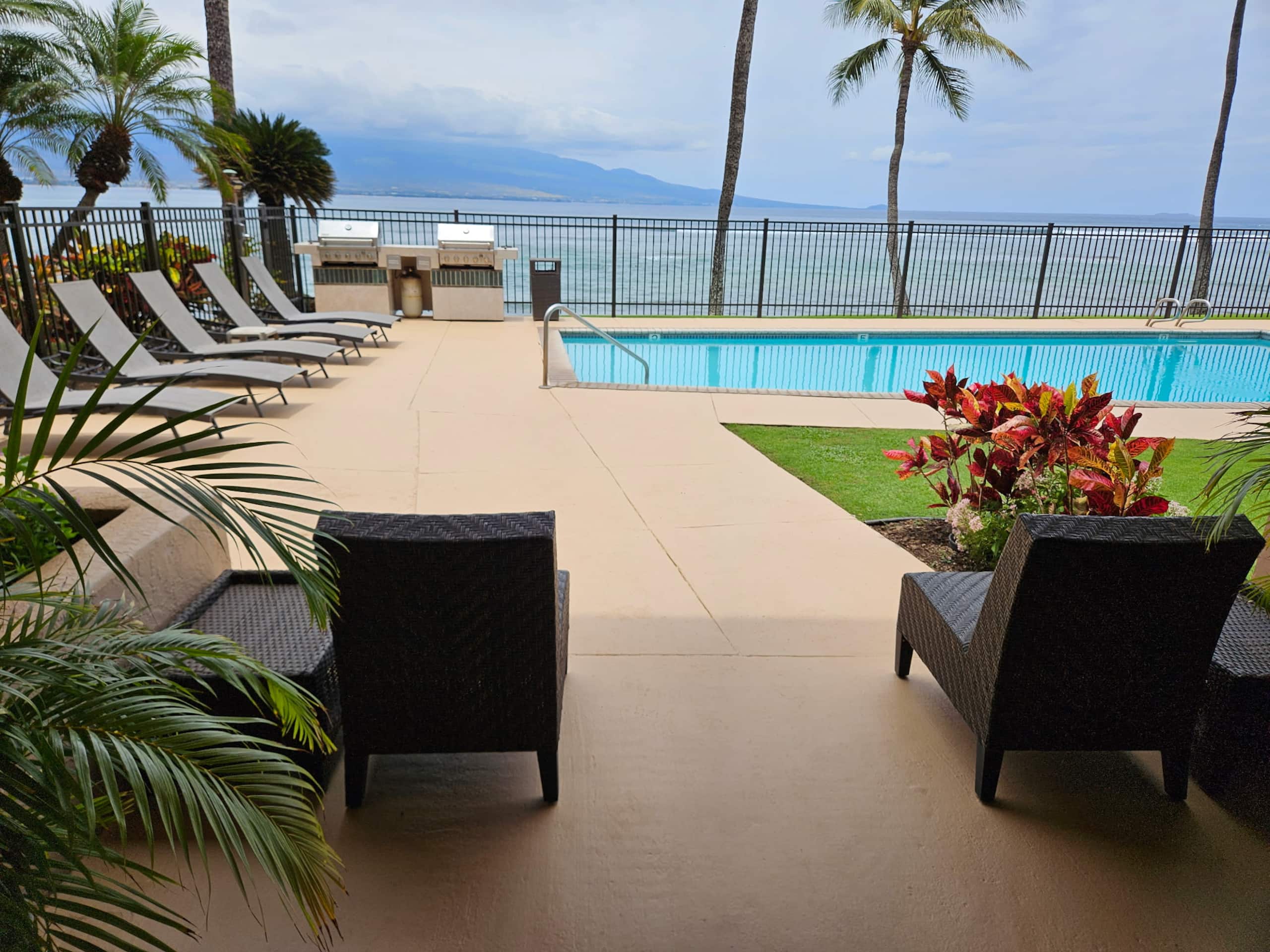 Condo in Wailuku · ★4.97 · 2 bedrooms · 3 beds · 2 baths - Image 63