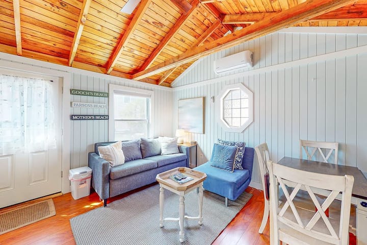 2br Cottage Near Beach With Pool, Firepit, Bathtub - Kennebunk, ME