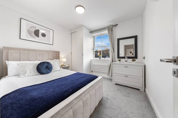 Charming Appartment By Hyde Park gallery image 4