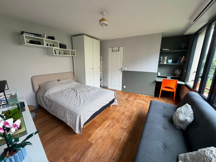 Grande Chambre Lumineuse,climatisée,calme-jardin - Parijs