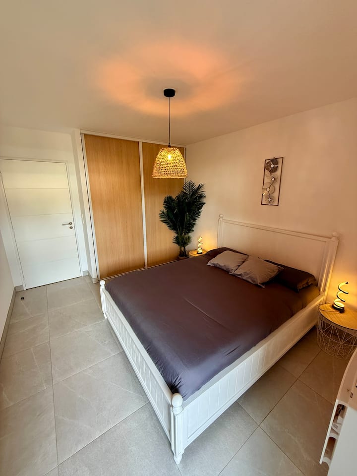 غرفة النوم 1