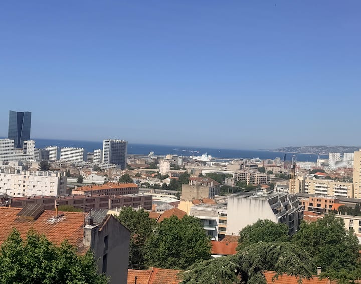 T3 Proche Grands Axes Commerces - Marseille
