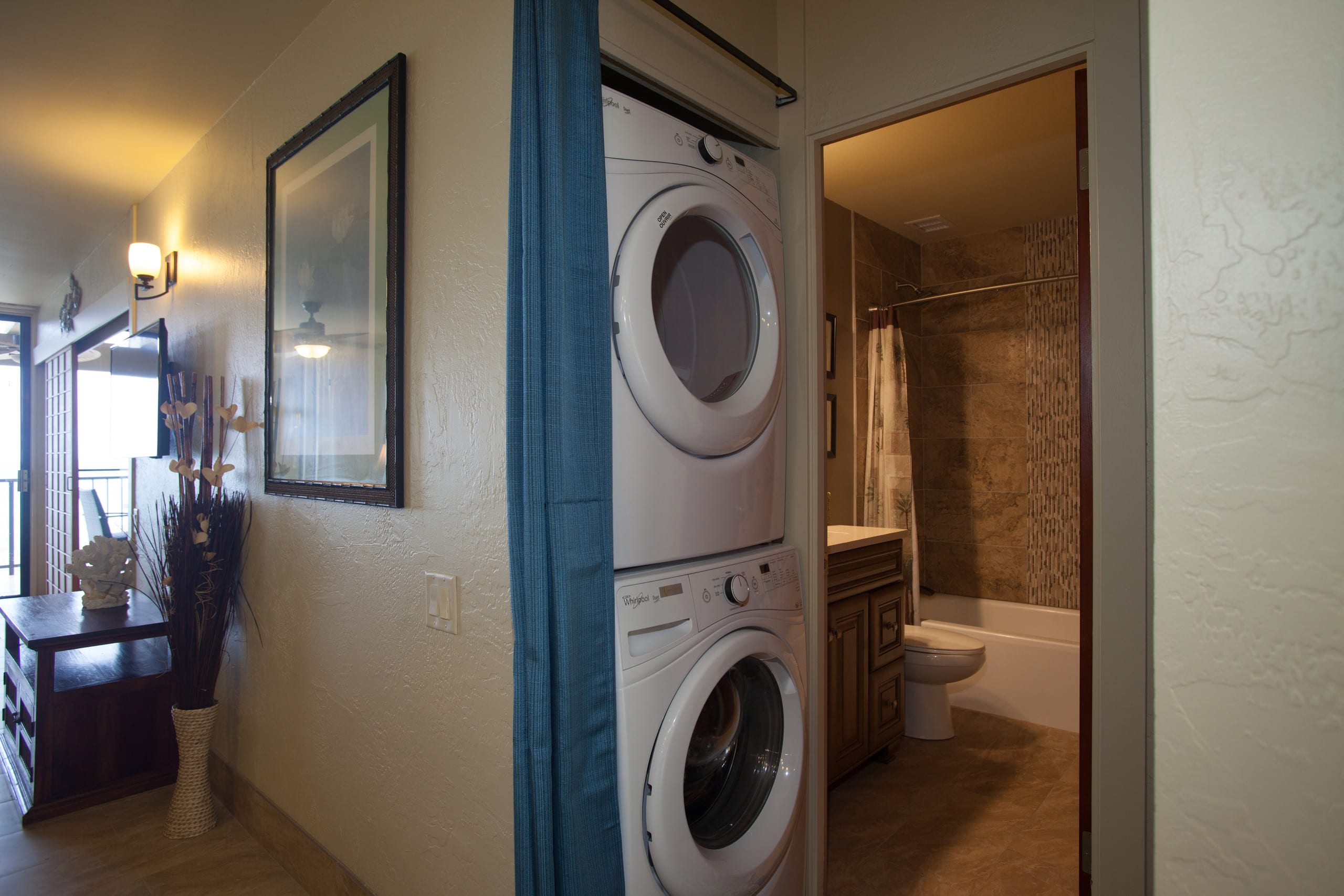 Condo in Kailua-Kona · ★4.95 · 2 bedrooms · 2 beds · 2 baths - Image 45