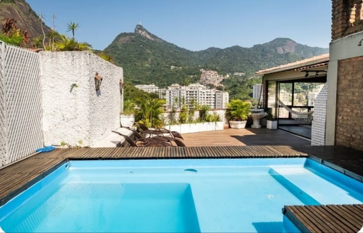 Mirante Laranjeiras Triplex para até 12 pessoas