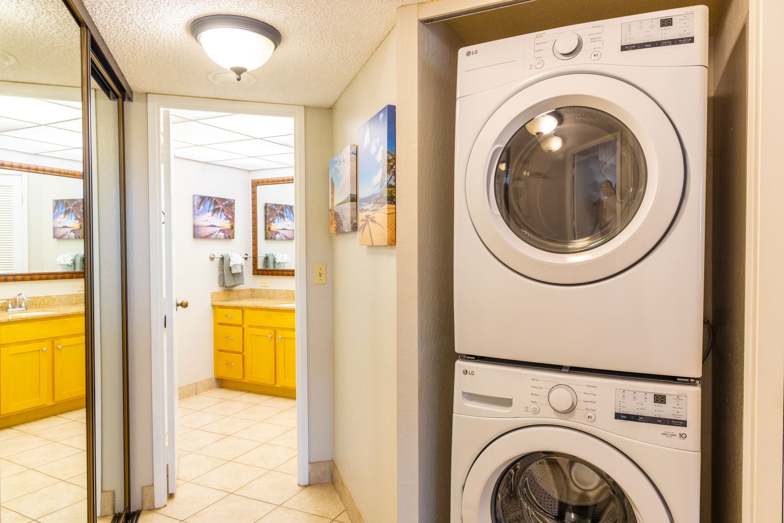 Condo in Lahaina · ★4.98 · 1 bedroom · 2 beds · 1 private bath - Image 16