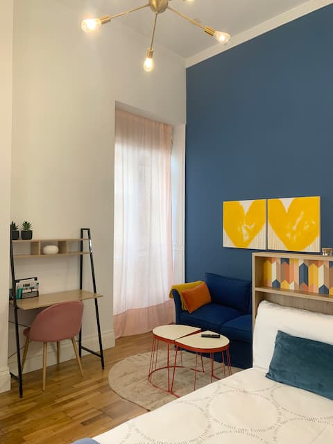 Top Airbnb: Labarta. Studio in Puerta del Sol + Free parking en Vigo