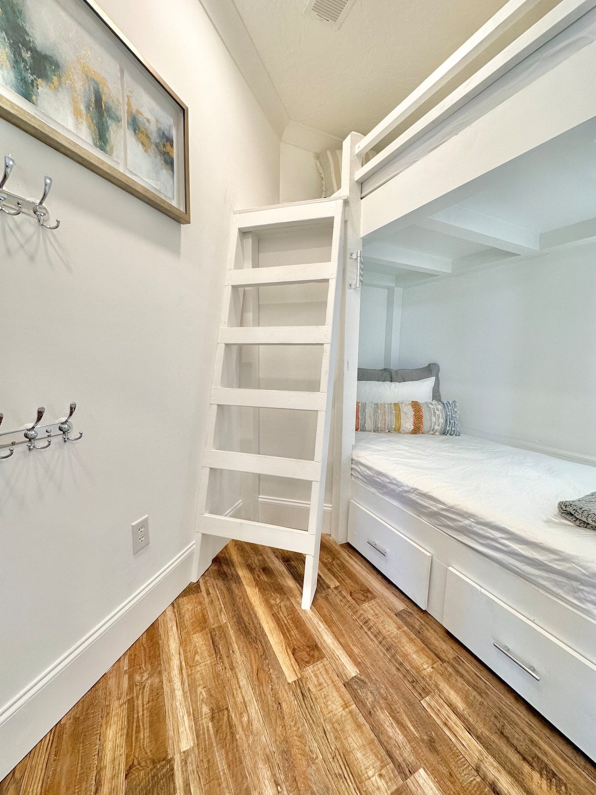 Poschodová izba „Štúdio B“ (pre 2 osoby)