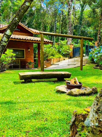 Entire home with 4 bedrooms in Camanducaia - Casa Oriah Trilha das Pedras c/Hidro-MonteVerde/MG