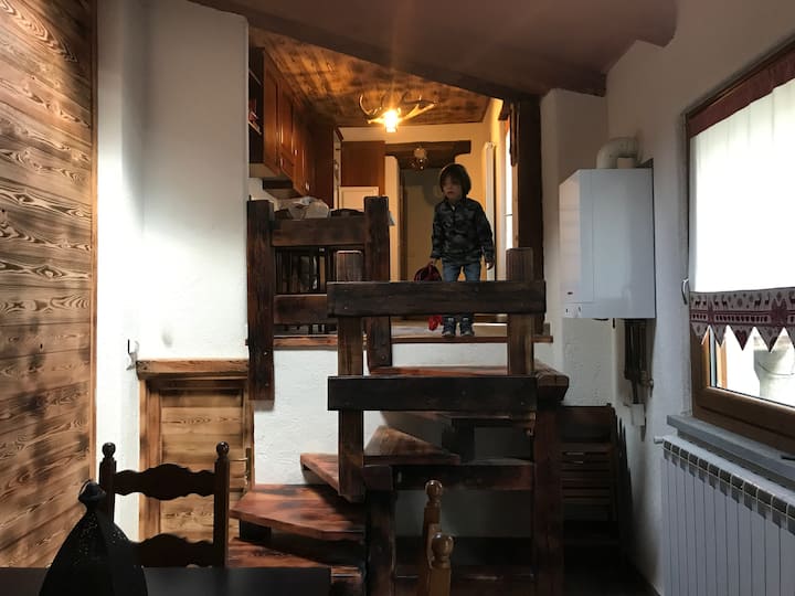Accogliente Baita Ristrutturata Con Giardino - Sestriere