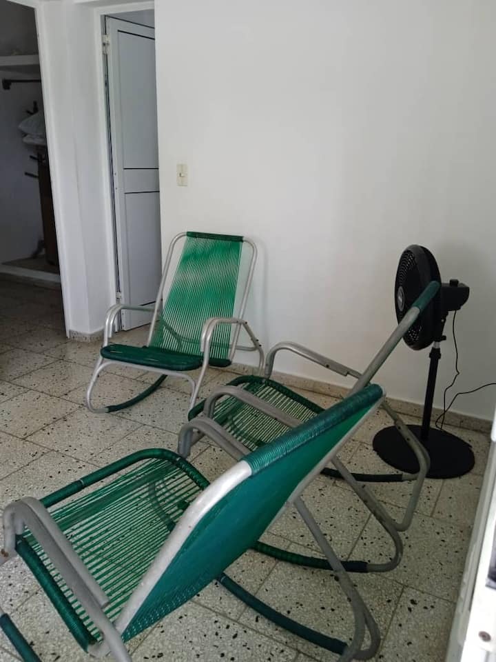 Judith: Alojamiento Independiente | Playa Baracoa - La Habana